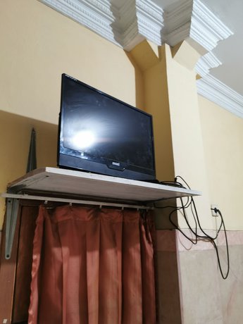 Imagen de la habitación del Hotel Al Hakim Syariah. Foto 6
