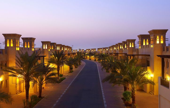 Imagen general del Hotel Al Hamra Village. Foto 1