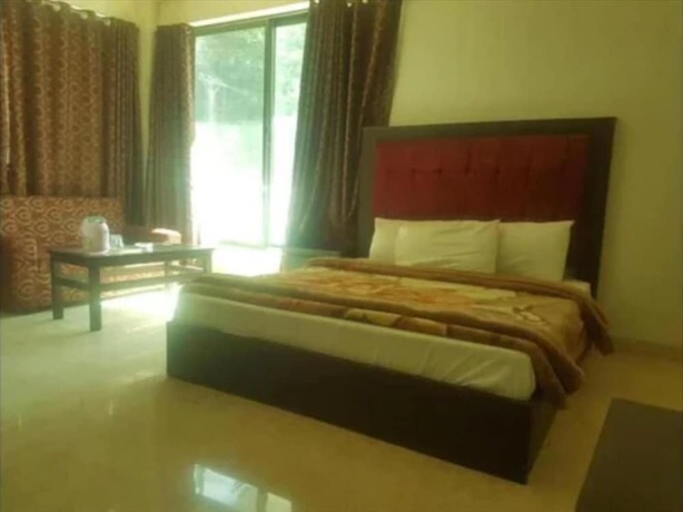 Imagen de la habitación del Hotel Al Hamrah. Foto 17