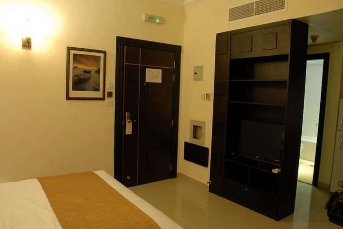 Imagen de la habitación del Hotel Al Hayat Suites. Foto 12