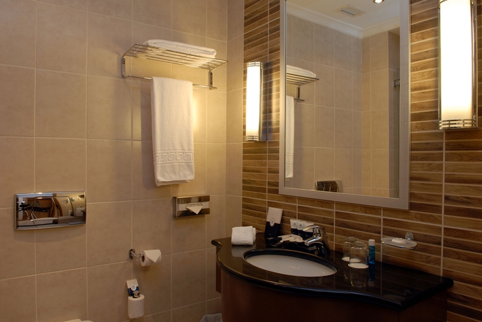 Imagen de la habitación del Hotel Al Jahra Copthorne and Resort. Foto 1