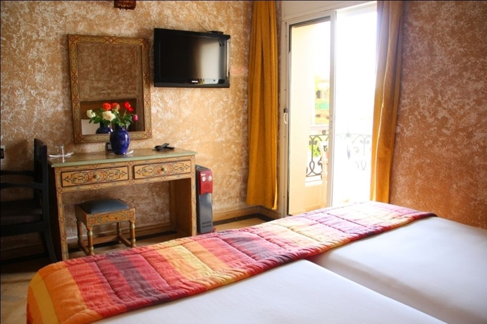 Imagen de la habitación del Hotel Al Jasira. Foto 2