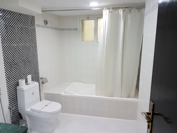 Imagen de la habitación del Hotel Al Jawhara Metro. Foto 15