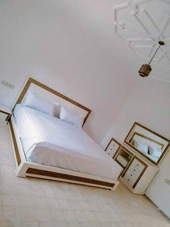 Imagen de la habitación del Hotel Al Kasbah. Foto 17
