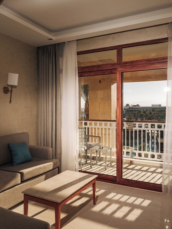 Imagen de la habitación del Hotel Al Kasr Sahl Hasheesh-Ultra All-Inclusive. Foto 11