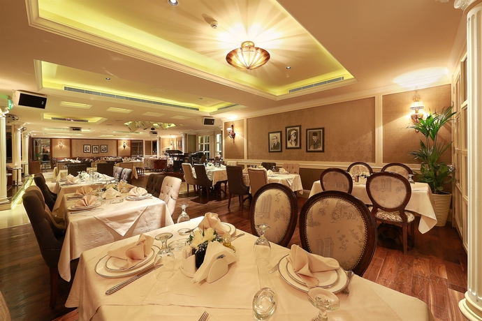 Imagen del bar/restaurante del Hotel Al Khaleej Palace Deira. Foto 4