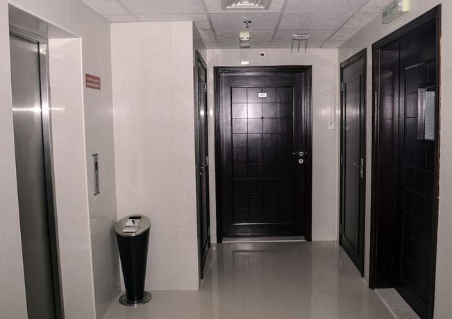 Imagen de los interiores del Hotel Al Khaleej Plaza Apartments. Foto 18