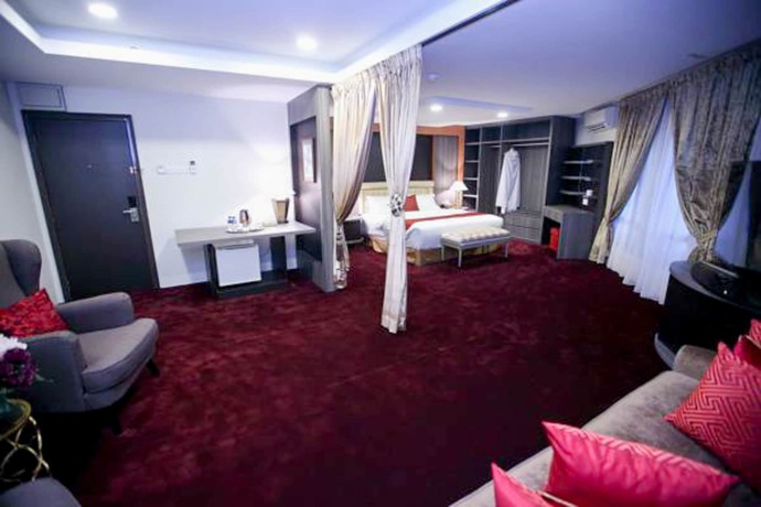 Imagen de la habitación del Hotel Al Khatiri. Foto 10