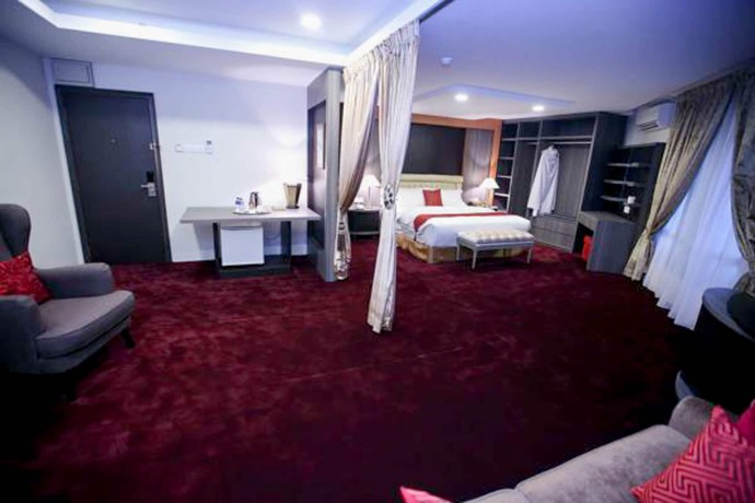 Imagen de la habitación del Hotel Al Khatiri. Foto 19