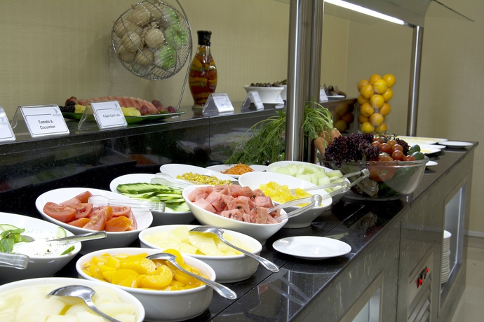 Imagen del bar/restaurante del Hotel Al Khoory Apartments. Foto 3