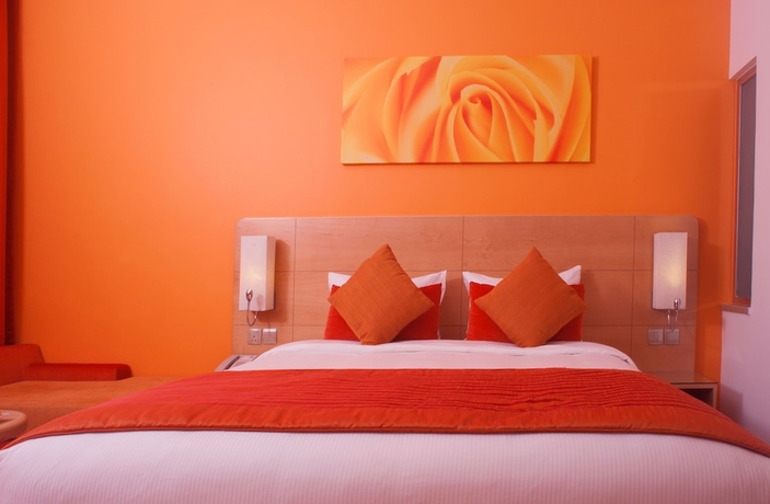 Imagen de la habitación del Hotel Al Khoory Executive. Foto 12