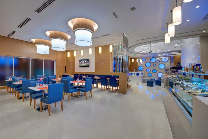 Imagen de los interiores del Hotel Al Khoory Inn Bur Dubai. Foto 13