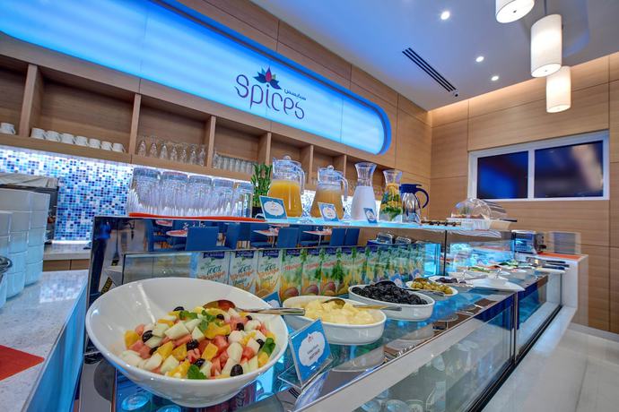 Imagen del bar/restaurante del Hotel Al Khoory Inn Bur Dubai. Foto 3