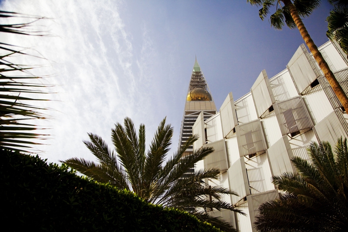 Imagen de los exteriores del Hotel Al Khozama. Foto 11