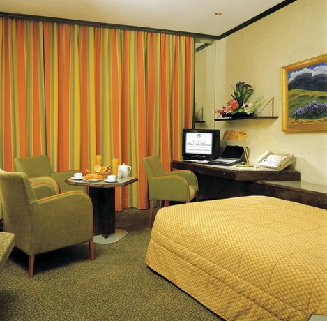 Imagen de la habitación del Hotel Al Khozama. Foto 8