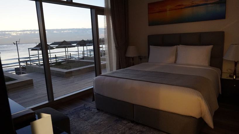 Imagen de la habitación del Hotel Al Kout Beach. Foto 4