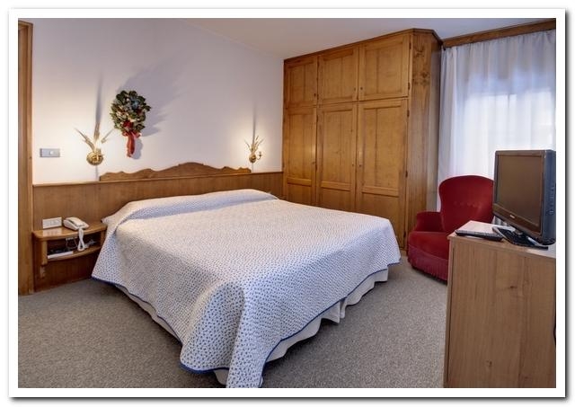 Imagen de la habitación del Hotel Al Larin. Foto 5