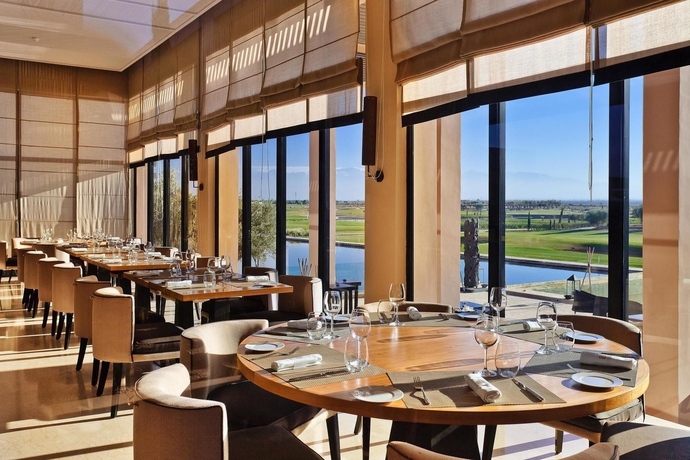 Imagen del bar/restaurante del Hotel Al Maaden Villa & Spa. Foto 4