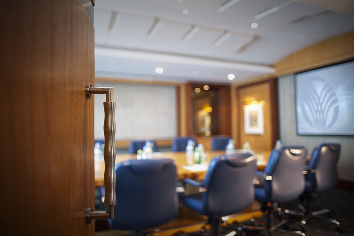 Imagen de los interiores del Hotel Al Maha Arjaan By Rotana. Foto 11