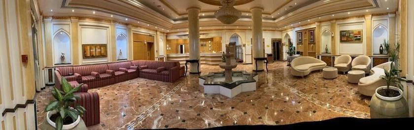 Imagen de los interiores del Hotel Al Maha International. Foto 16