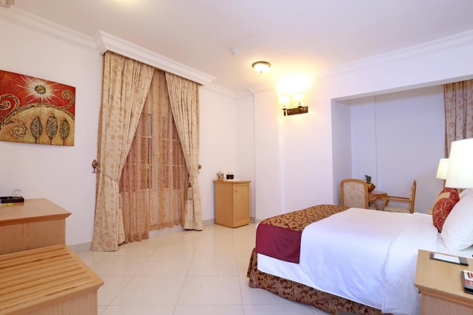 Imagen de la habitación del Hotel Al Maha International. Foto 9