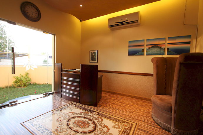 Imagen del bar/restaurante del Hotel Al Maha Residence Rak. Foto 3