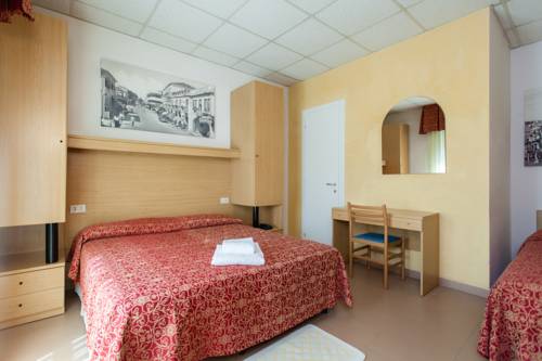 Imagen de la habitación del Hotel Al Mare, Lido Di Jesolo. Foto 7