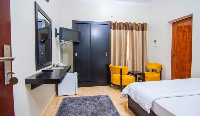 Imagen de la habitación del Hotel Al Multaqa. Foto 11