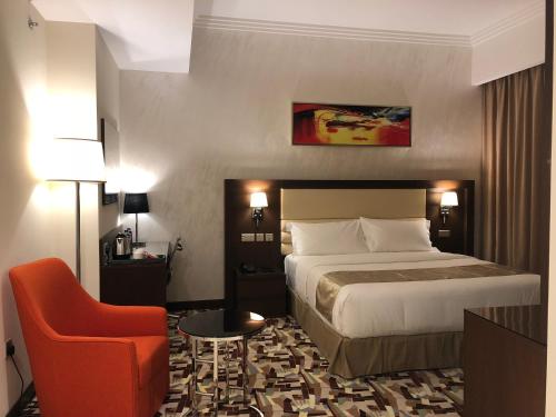 Imagen de la habitación del Hotel Al Murooj Grand Hotel. Foto 6