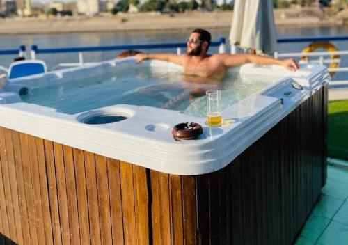 Imagen general del Hotel النبيلتان نايل كروز Al Nabilatan Nile Cruise every Saturday from Luxor 4 nights & every Wednesday fr. Foto 6