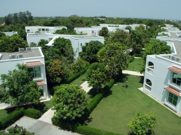 Imagen general del Hotel Al Nahda Resort and Spa. Foto 5