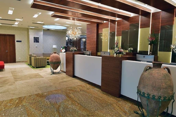 Imagen de los interiores del Hotel Al Naya. Foto 12