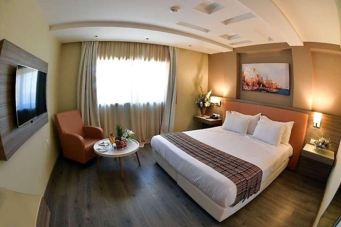 Imagen de la habitación del Hotel Al Naya. Foto 9