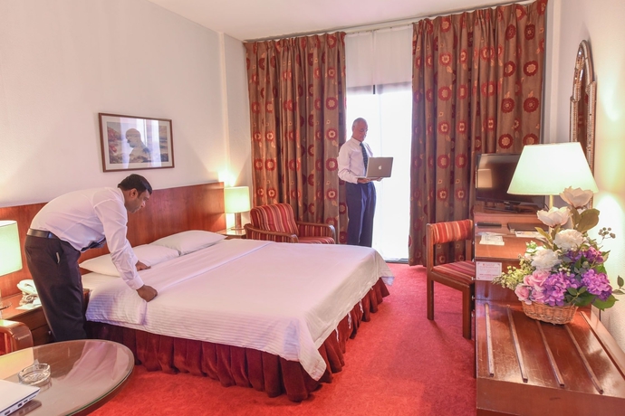 Imagen de la habitación del Hotel Al Nimran. Foto 6