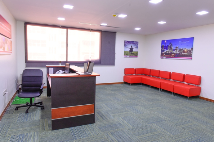 Imagen de los interiores del Hotel Al Nimran. Foto 16