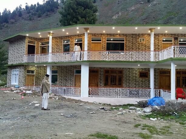 Imagen general del Hotel Al Noor Naran. Foto 7