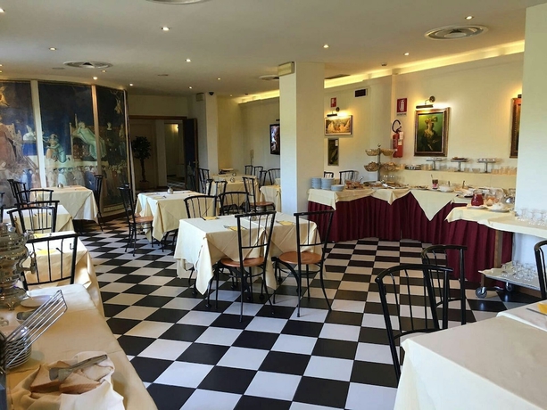 Imagen del bar/restaurante del Hotel Al Palazzo Dei Priori. Foto 5