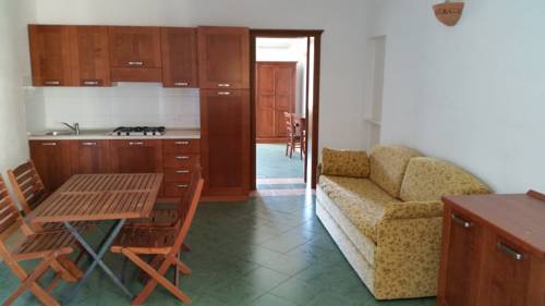 Imagen de la habitación del Hotel Al Paradise. Foto 9