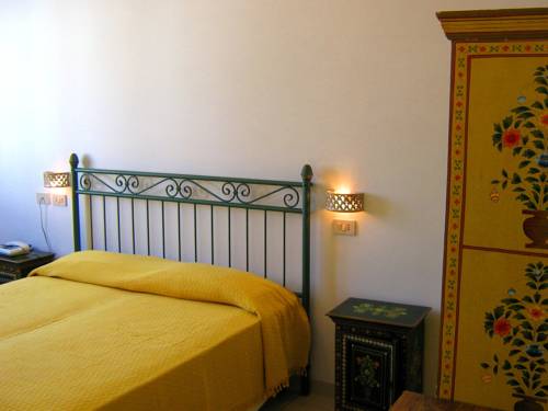 Imagen de la habitación del Hotel Al Paradise. Foto 13