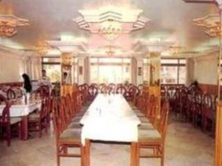 Imagen del bar/restaurante del Hotel Al Patra. Foto 5