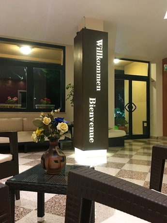 Imagen de los interiores del Hotel Al Pescatore, Cefalu. Foto 15