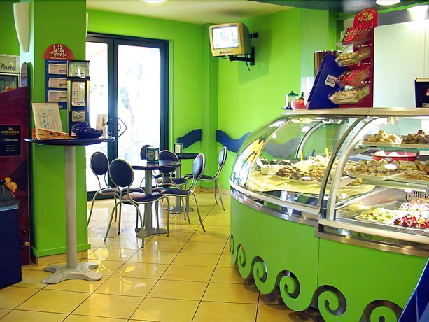 Imagen del bar/restaurante del Hotel Al Pescatore, Cefalu. Foto 4