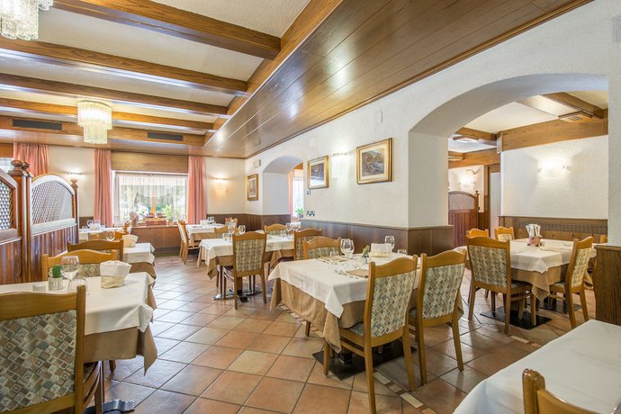 Imagen del bar/restaurante del Hotel Al Pian. Foto 5