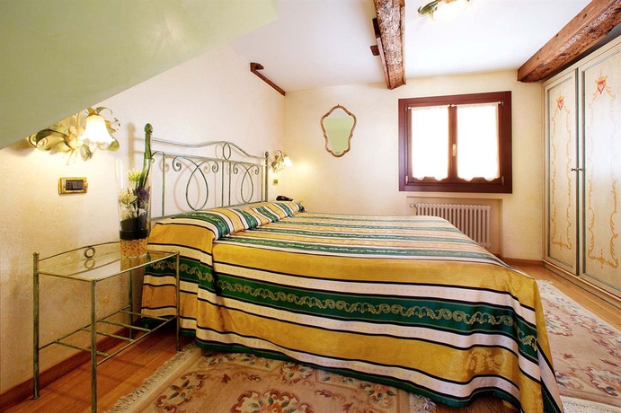 Imagen de la habitación del Hotel Al Piave. Foto 5