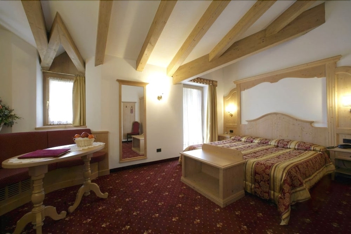 Imagen de la habitación del Hotel Al Polo. Foto 12