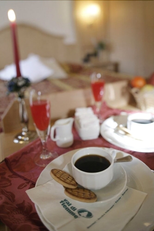 Imagen del bar/restaurante del Hotel Al Polo. Foto 2