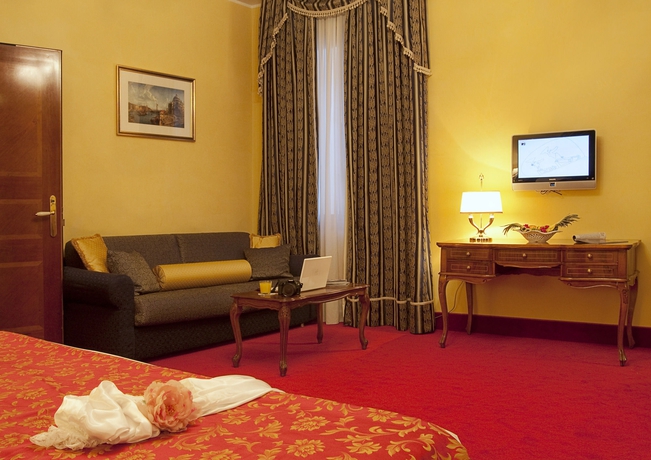 Imagen de la habitación del Hotel Al Ponte Dei Sospiri. Foto 11