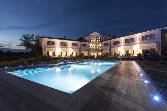 Imagen de la piscina del Hotel Al Ponte, Gradisca d'Isonzo. Foto 16