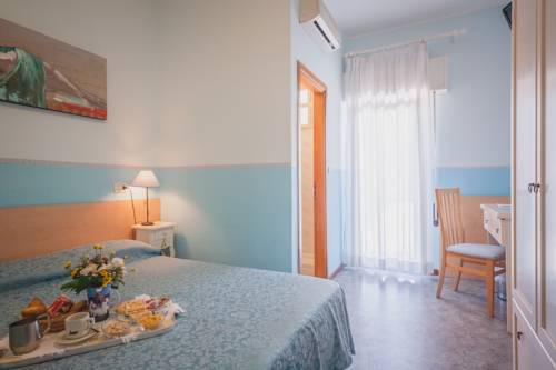 Imagen de la habitación del Hotel Al Ponte, Lignano Sabbiadoro. Foto 6