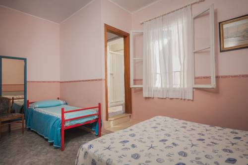 Imagen de la habitación del Hotel Al Ponte, Lignano Sabbiadoro. Foto 10